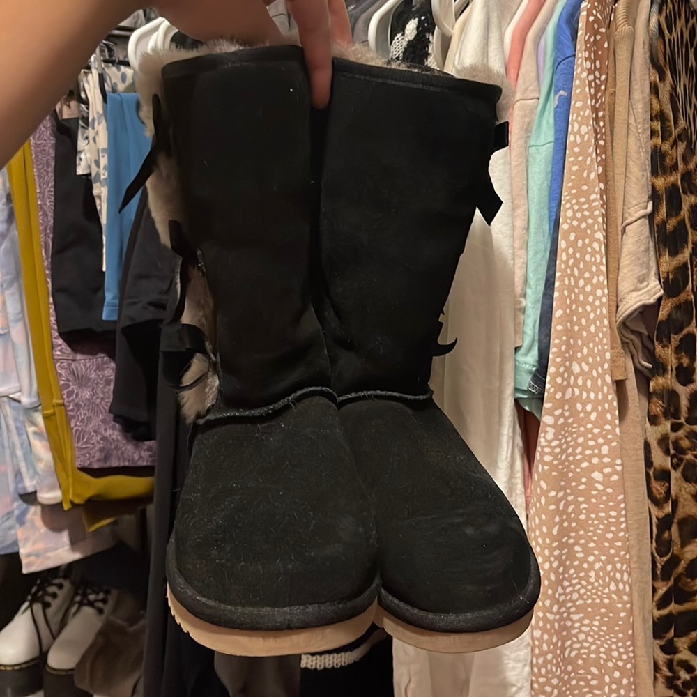 Kookaburra bow boots